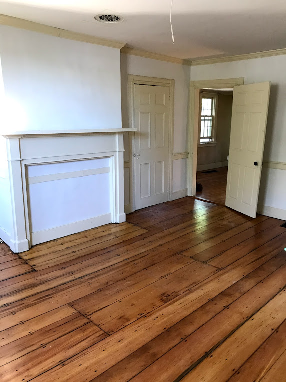 35 Noble St #1 - Photo 7 of 10