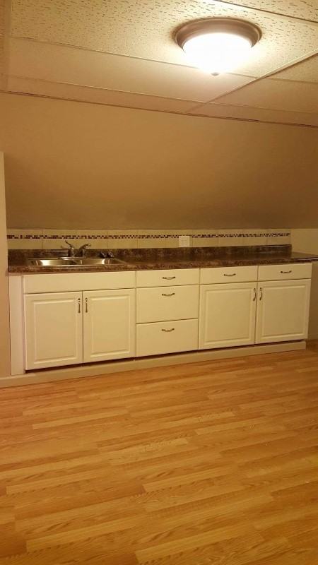 521 Dewey Ave N - Photo 7 of 8