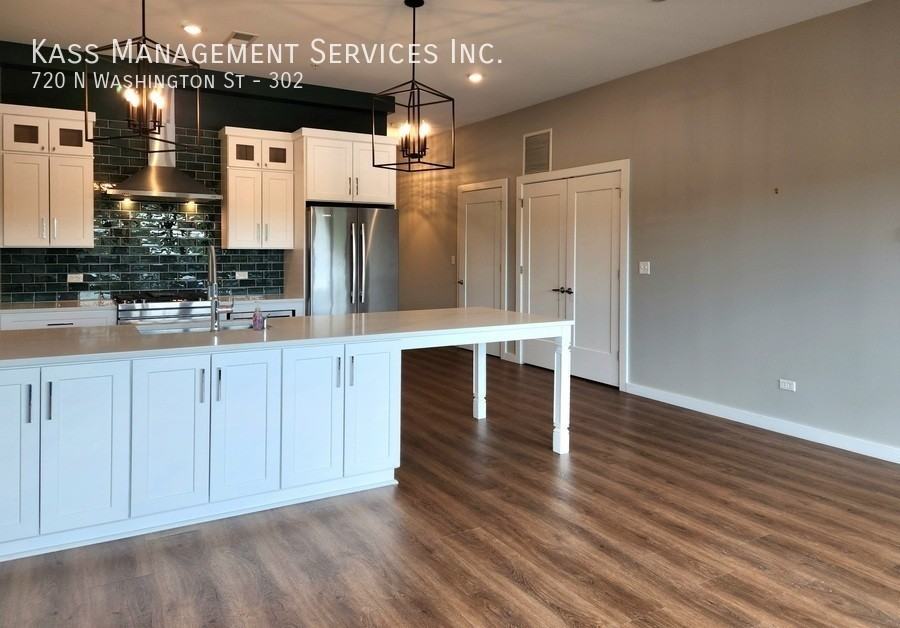 720 N Washington St #302 - Photo 4 of 22