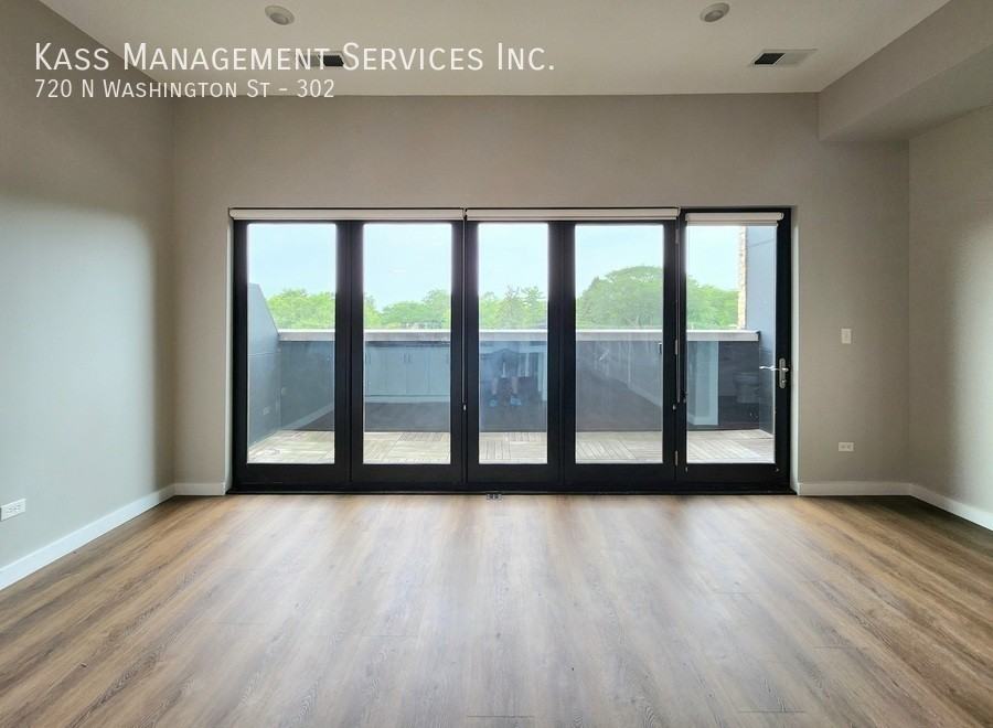 720 N Washington St #302 - Photo 7 of 22