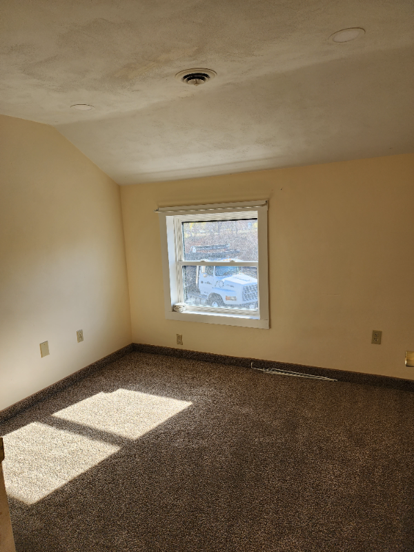 2 Valley St #2 - Photo 4 of 11