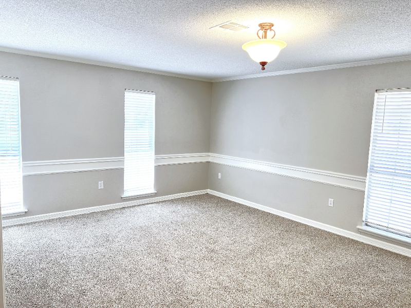 5600 Lake Highlands Dr - Photo 2 of 24