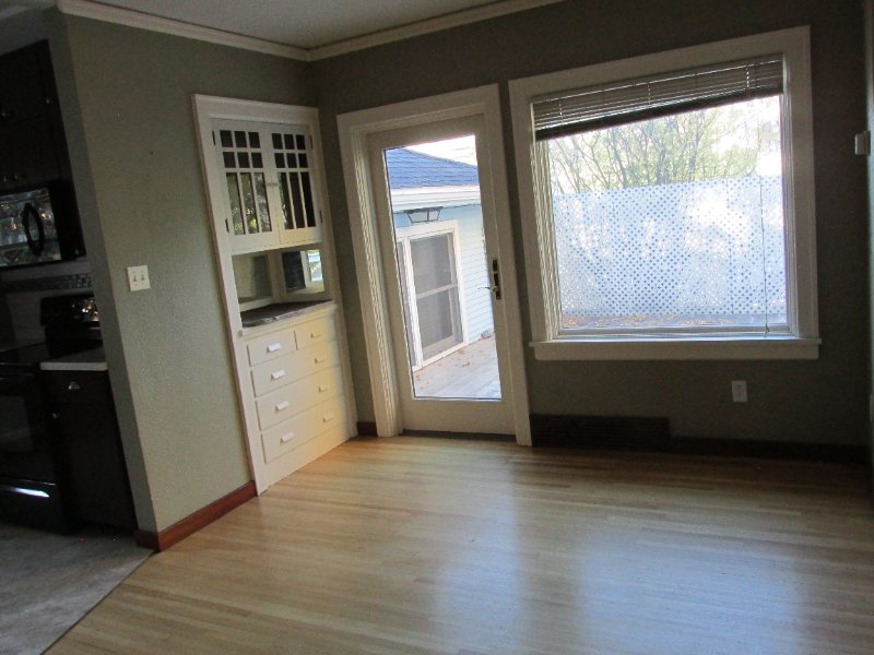 2618 3rd Ave N - Photo 5 of 22