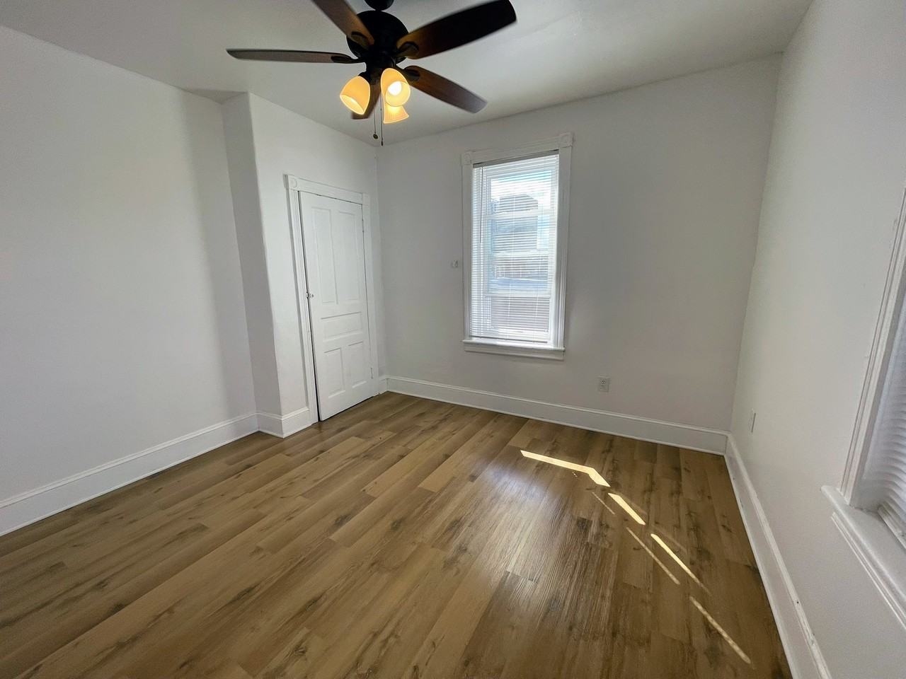 3440 Old York Rd #3R - Photo 3 of 11
