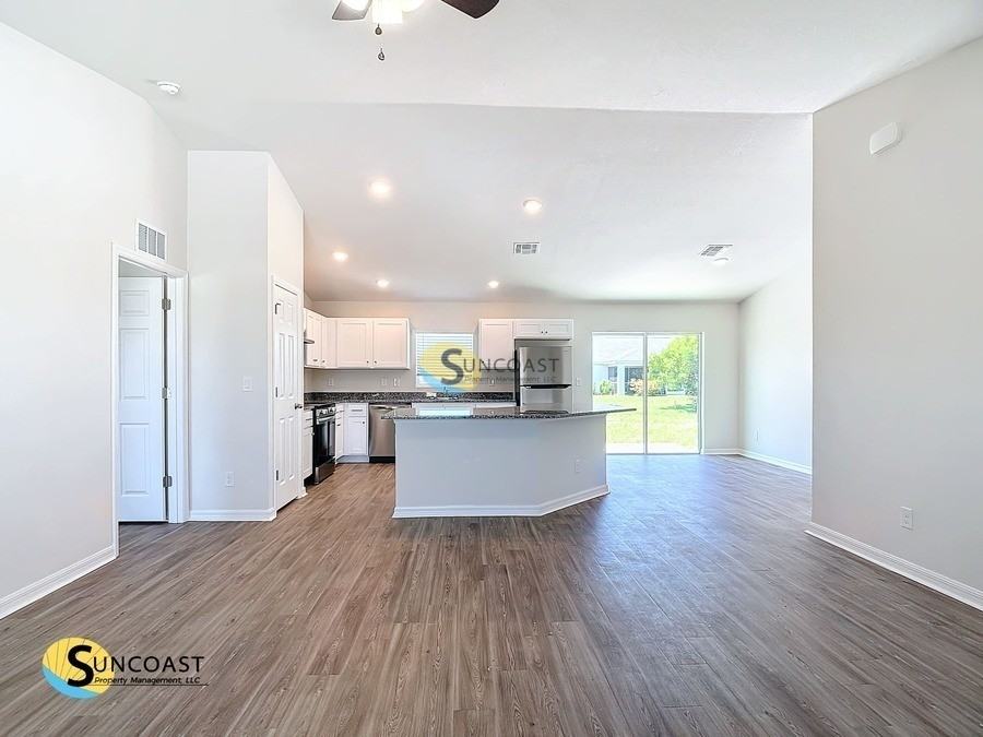 4415 Ne 22nd Ct - Photo 4 of 19