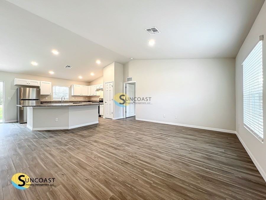 4415 Ne 22nd Ct - Photo 5 of 19
