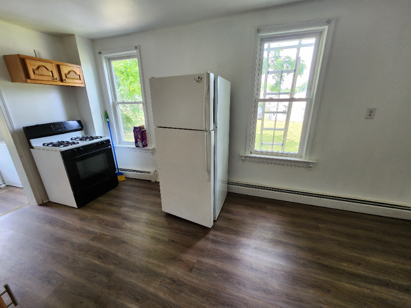 248 N Hellertown Ave #248 - Photo 4 of 16
