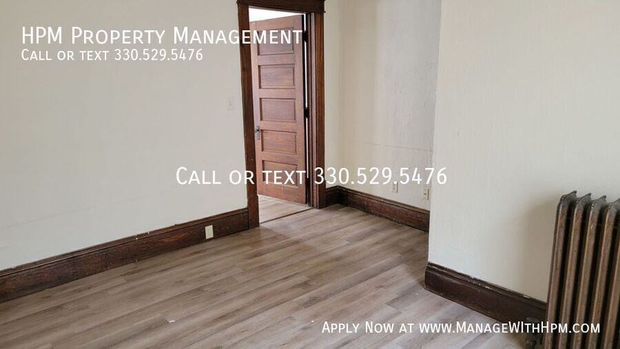 551 Allyn St #1 - Photo 4 of 24