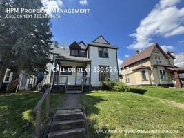featured image of 1307 Woodland Ave Nw