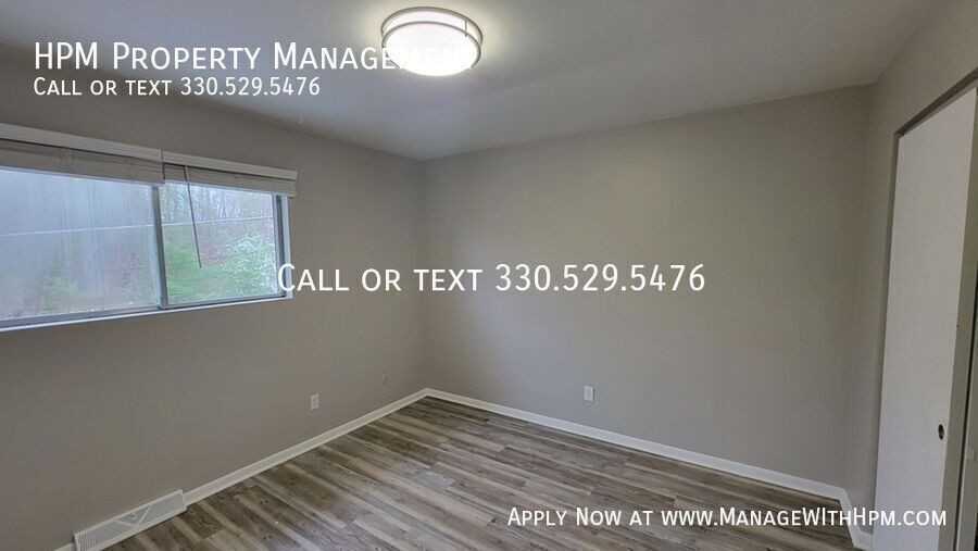 72 S Thomas Rd - Photo 4 of 33