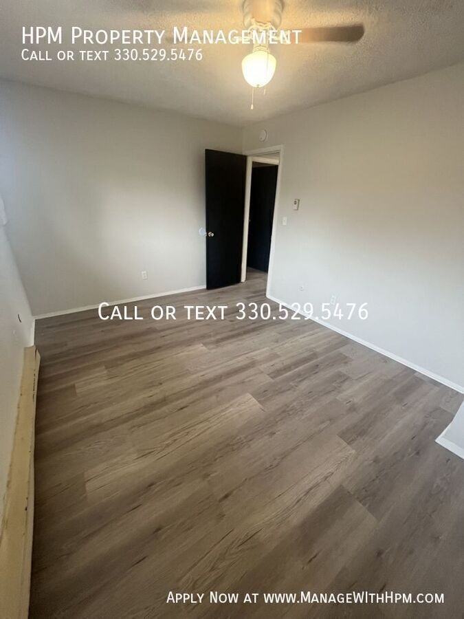 1015 Howe Ave #7 - Photo 7 of 10