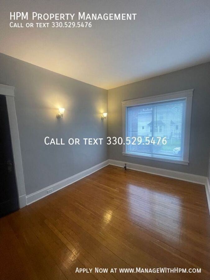 1212 Donald Ave #10 - Photo 2 of 11