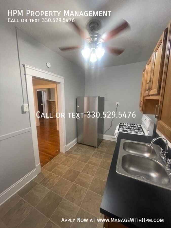 1212 Donald Ave #10 - Photo 7 of 11