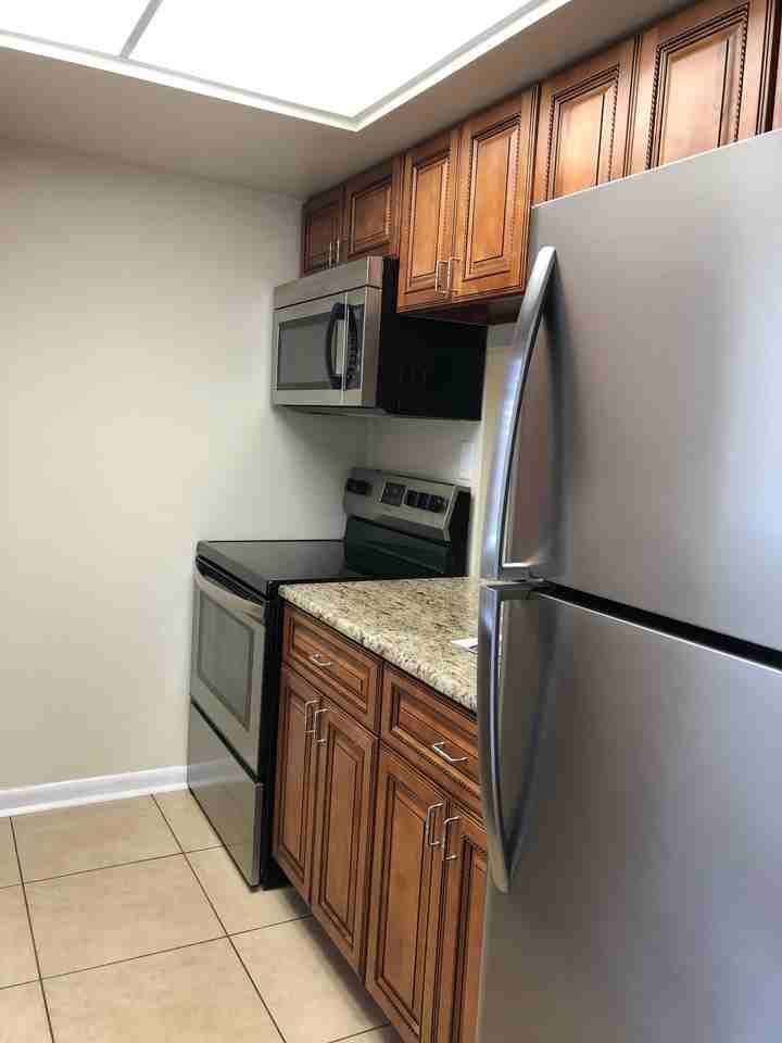 1567 Se 27th St #B - Photo 5 of 13