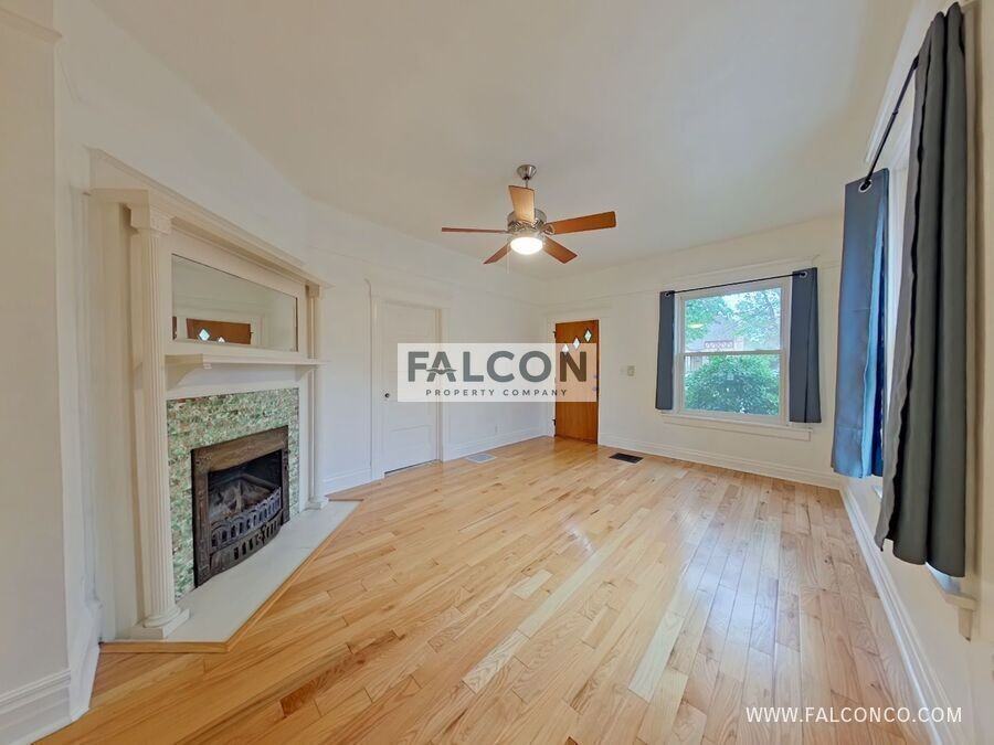 1108 N Institute St - Photo 3 of 16