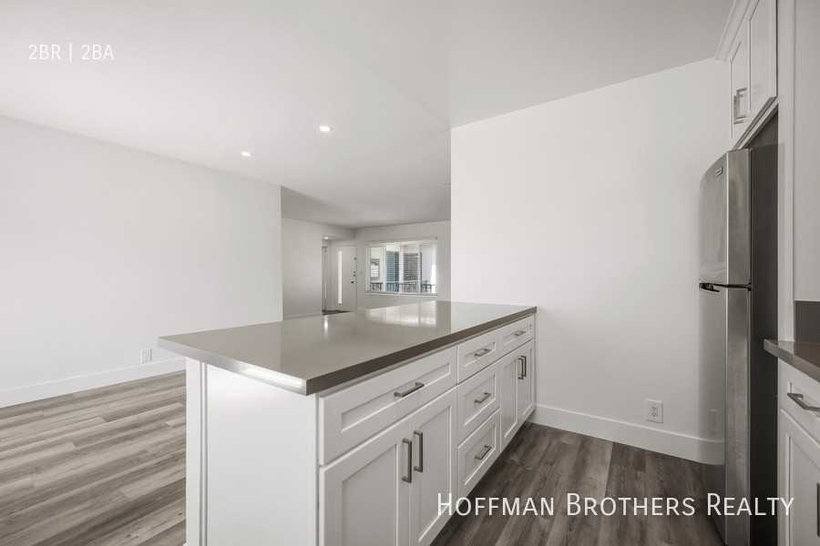 1865 Camden Ave #301 - Photo 5 of 21