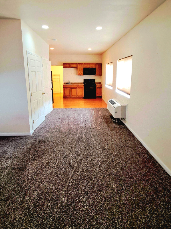 101 Center St #1 - Photo 4 of 6