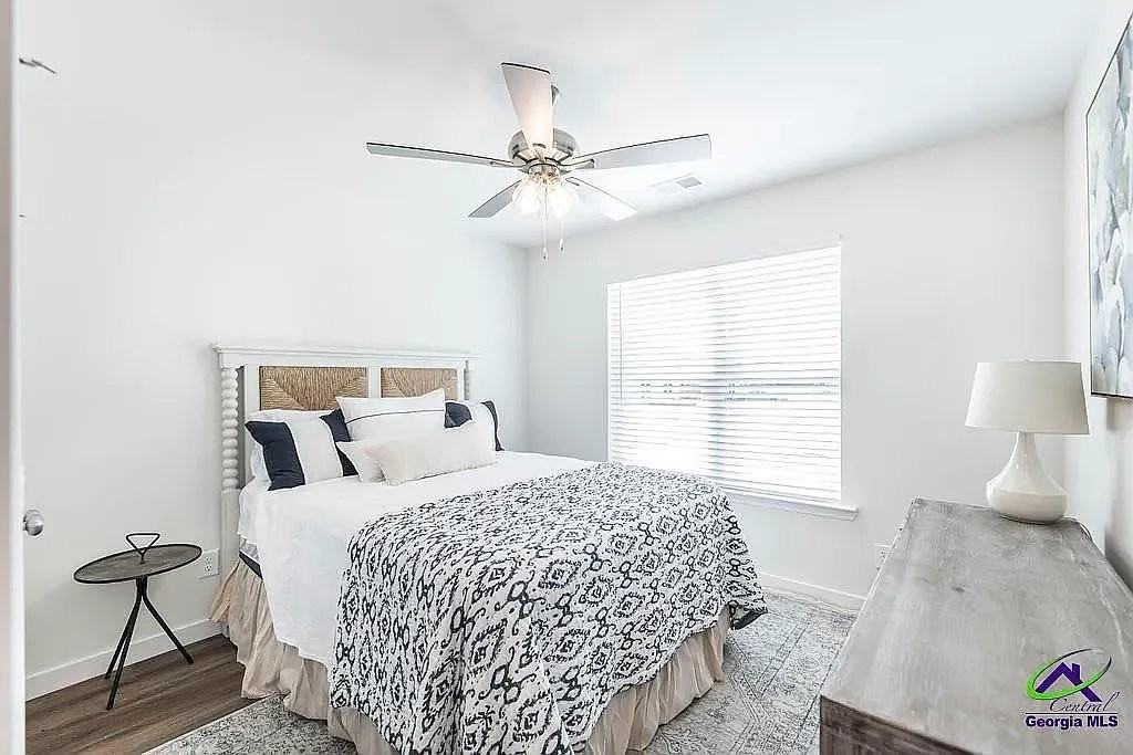 32 Ashford Way #704 - Photo 6 of 10