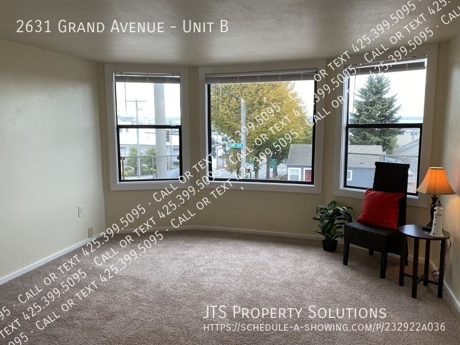 2631 Grand Ave #B - Photo 4 of 14