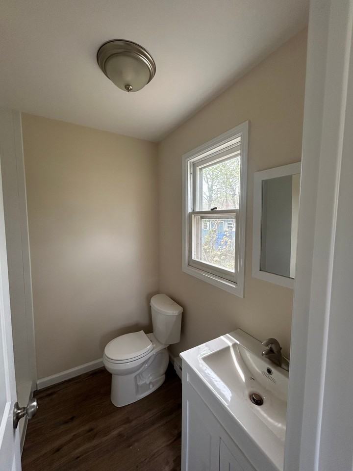 123 Jericho Rd - Photo 2 of 4