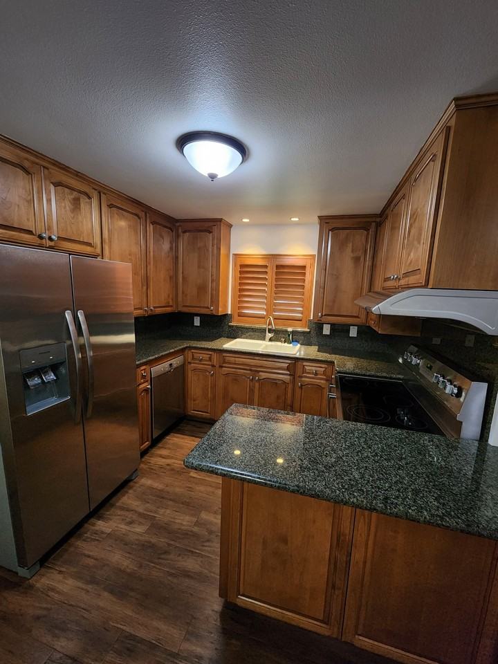 1231 Padre Dr - Photo 4 of 20
