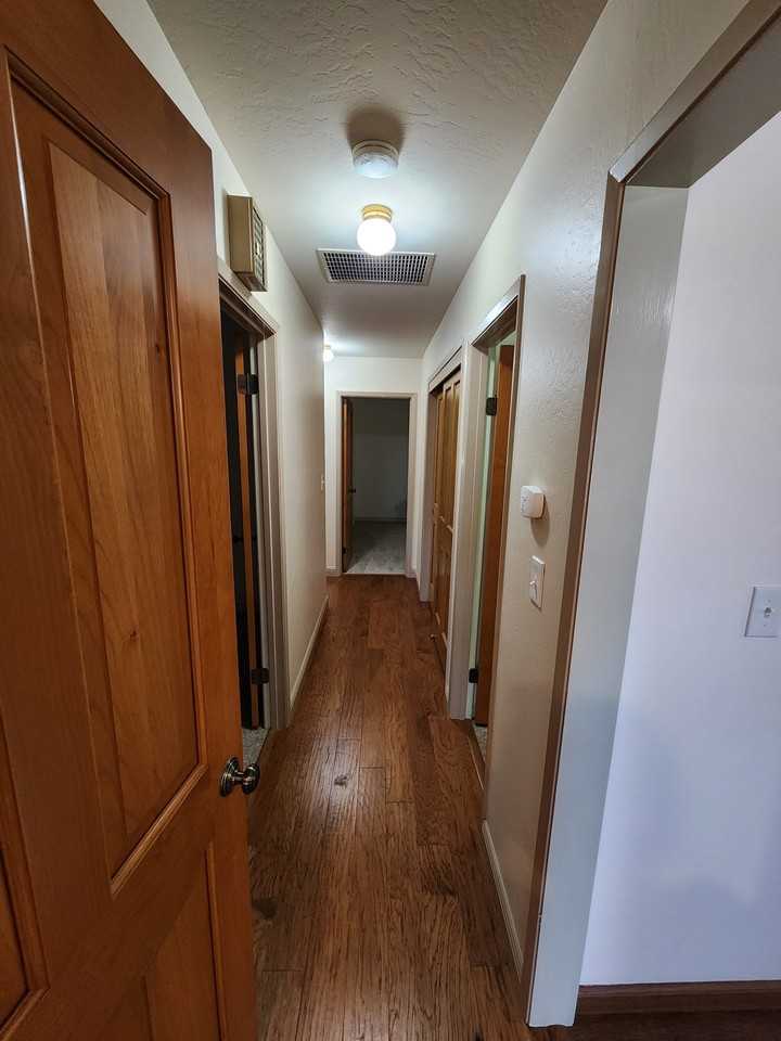1231 Padre Dr - Photo 6 of 20