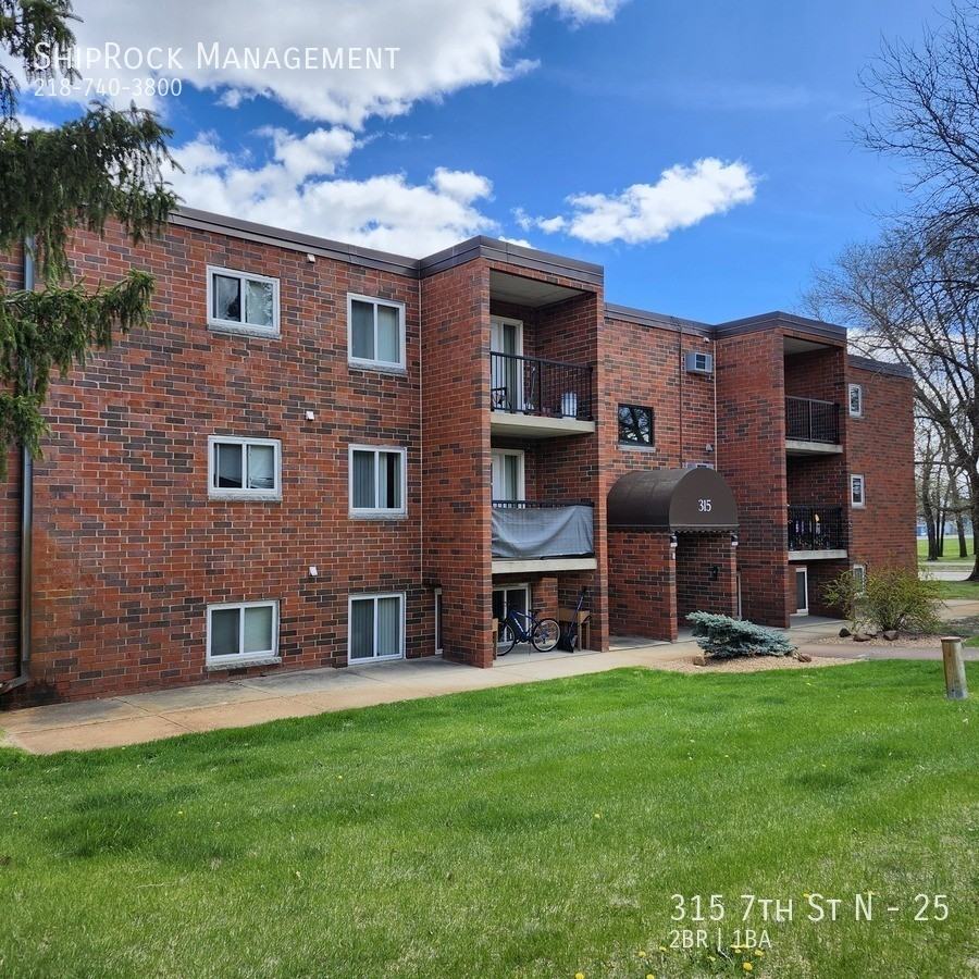 315 7th St N #25
