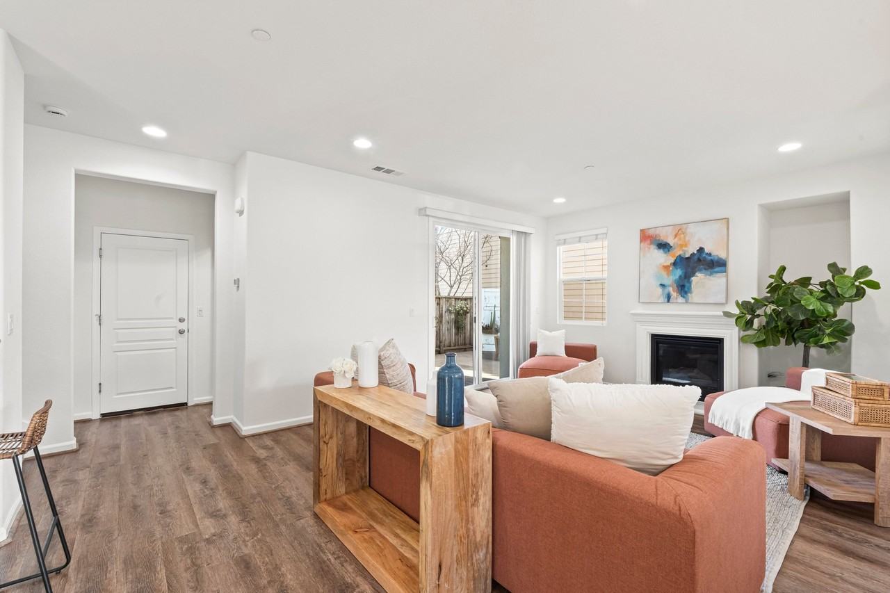 16920 Church St - Photo 5 of 15