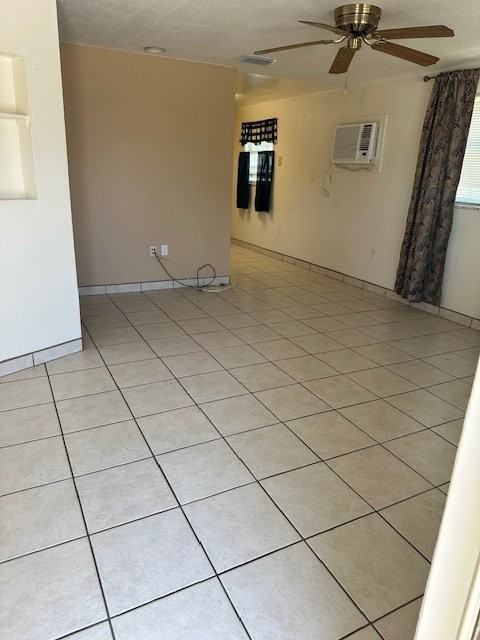 2803 52nd Avenue Dr W #2803 - Photo 6 of 8