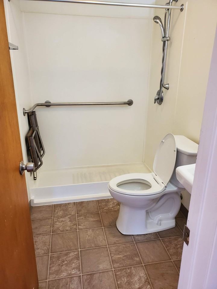 201 Maple Ave #2D - Photo 6 of 9