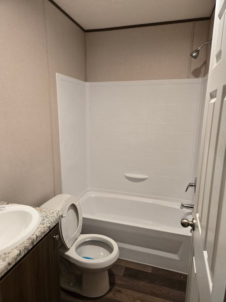 22048 Newton Dr - Photo 5 of 7
