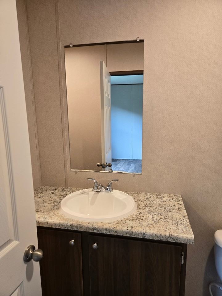 22048 Newton Dr - Photo 7 of 7