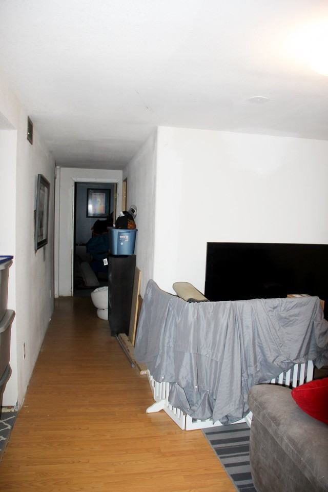 1495 S Grape St - Photo 2 of 20