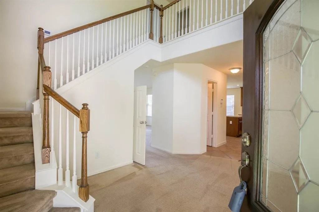 17031 Sperry Landing Dr - Photo 3 of 18