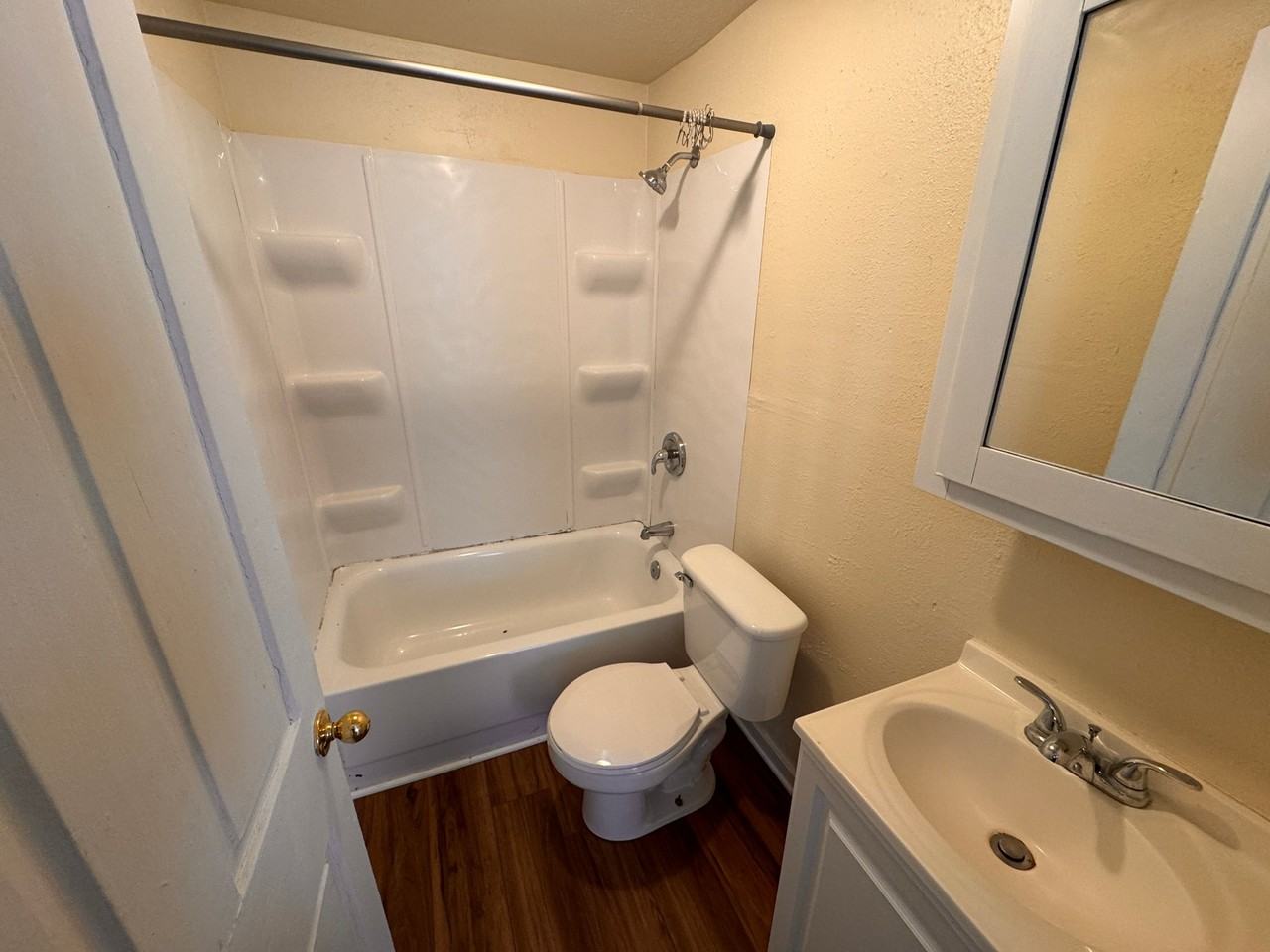1531 S 30th St - Photo 2 of 12