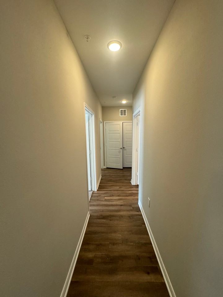 450 Houston Ridge Dr #813 - Photo 4 of 11