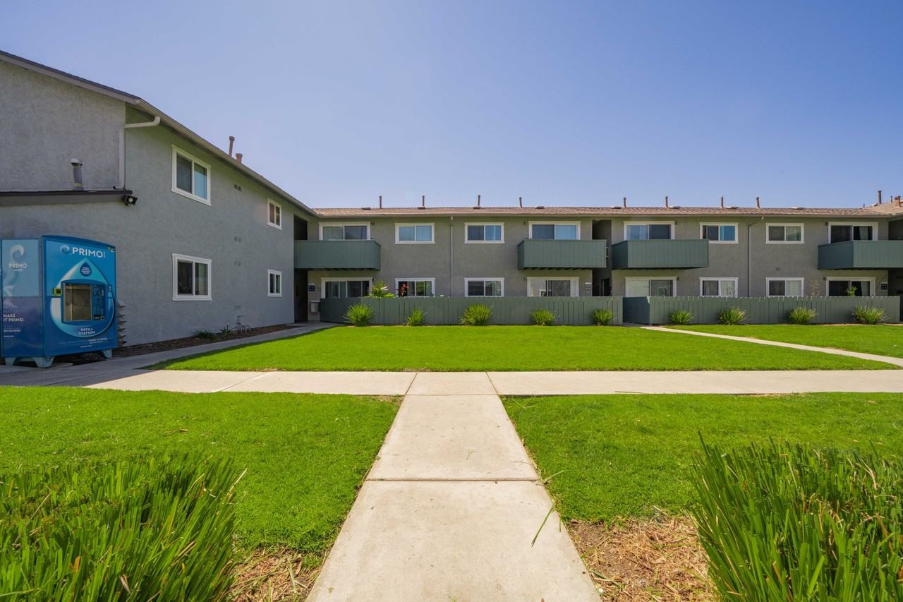 269 W San Marcos Blvd #5 - Photo 3 of 17