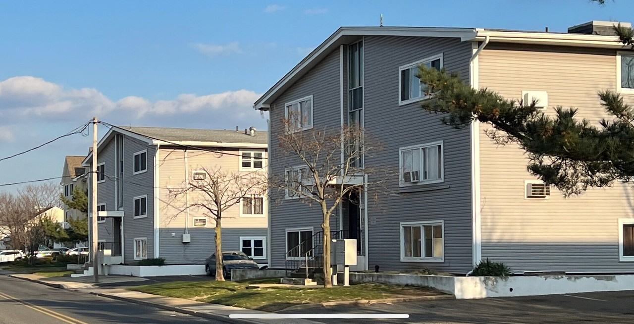 544 Beachway Ave #A1 - Photo 6 of 9