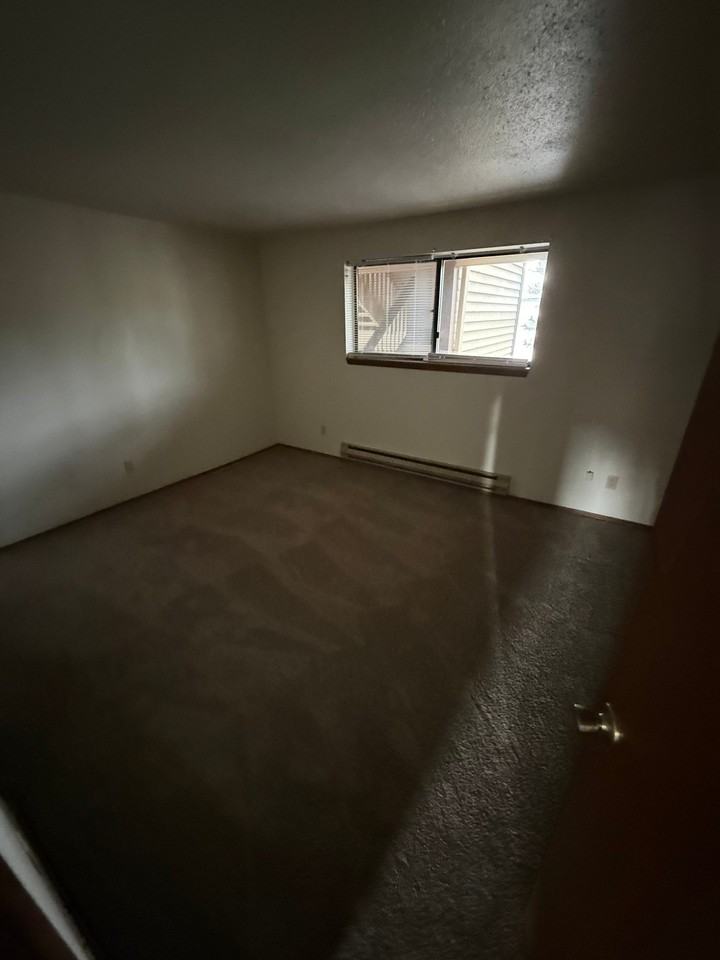 1730 Raven Ave #9 - Photo 2 of 6