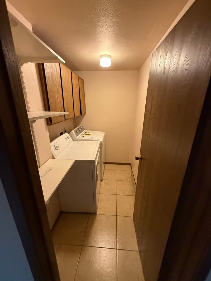 1730 Raven Ave #9 - Photo 3 of 6