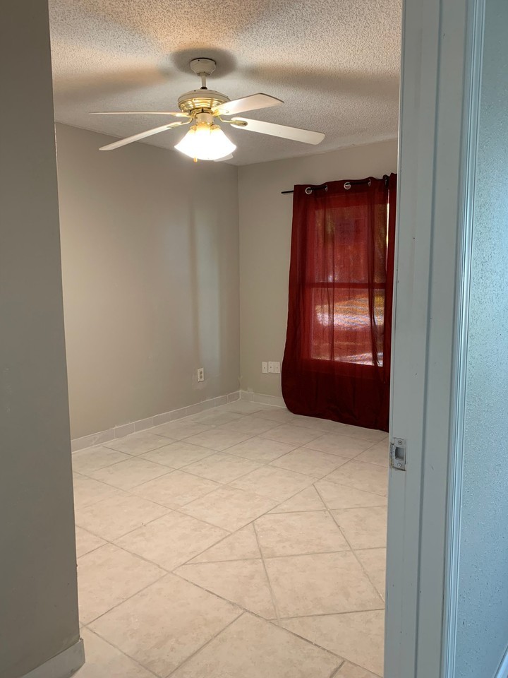 3481 Harrow Ln - Photo 5 of 13
