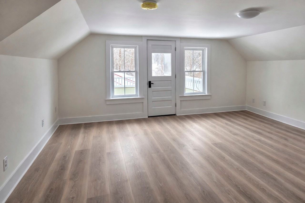 73 Main St #4 - Photo 7 of 11