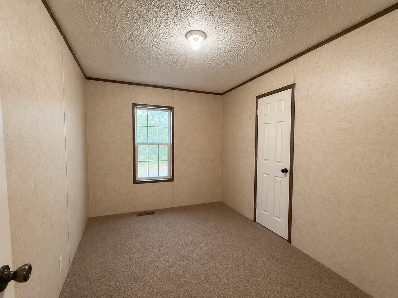 1236 N Oaklane Rd - Photo 2 of 2