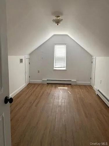 74 Cloverdale Ave - Photo 3 of 11