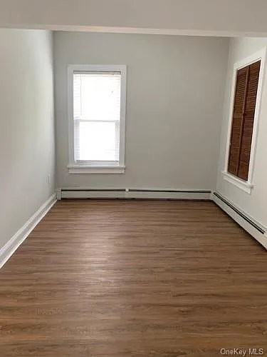 74 Cloverdale Ave - Photo 4 of 11