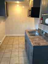 1131 W Walnut St Apt 1st #1stFL - Photo 1 of 1