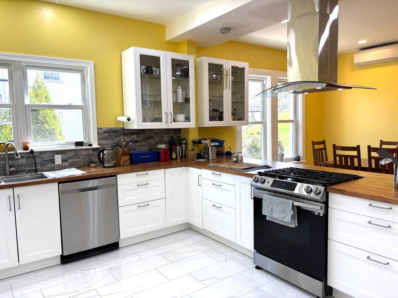 170 Poplar St #1 - Photo 3 of 21
