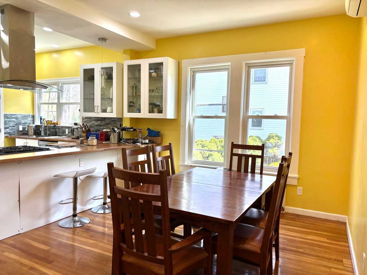 170 Poplar St #1 - Photo 6 of 21