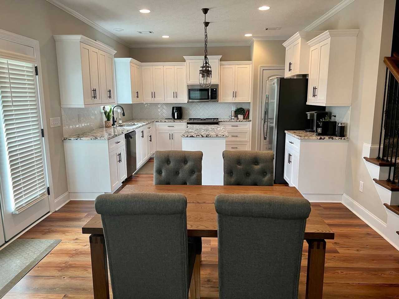 440 Vaughn Rd - Photo 4 of 20