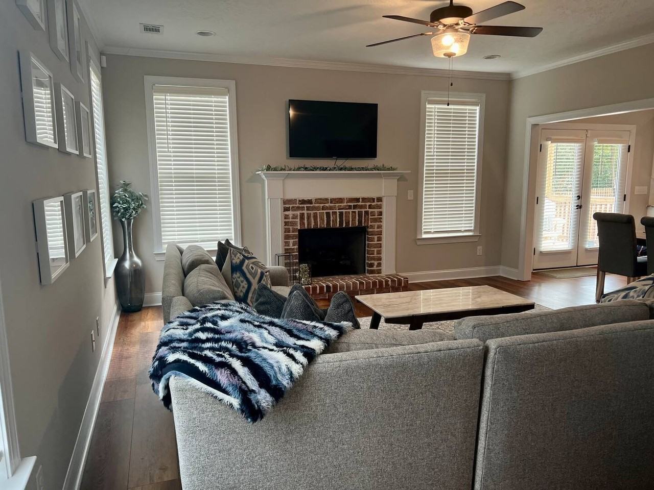 440 Vaughn Rd - Photo 5 of 20